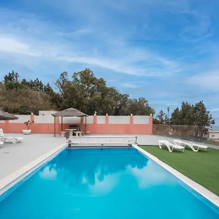 4Br Chalet El Romero-Private Pool, Bbq & Chill Arucas