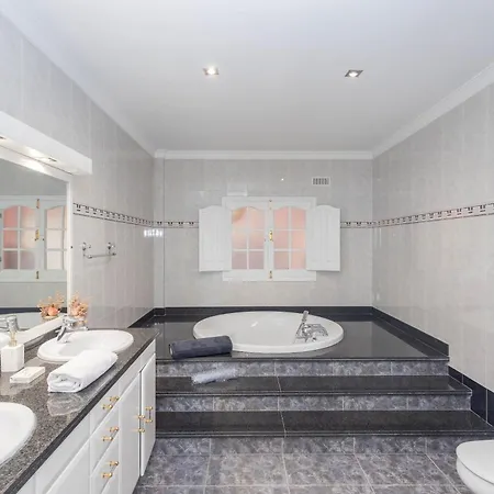 Nyaraló 4br El Romero-private Pool, Barbecue & Chill