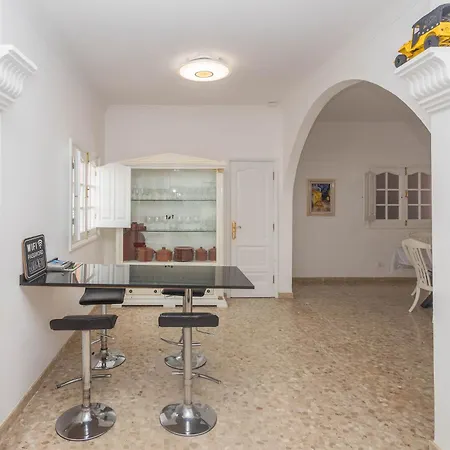 4br El Romero-private Pool, Barbecue & Chill Arucas