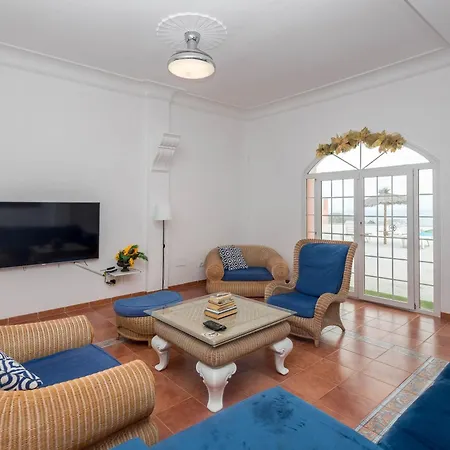 4br El Romero-private Pool, Barbecue & Chill Arucas