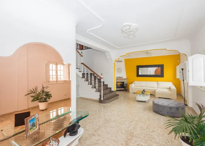 4br El Romero-private Pool, Barbecue & Chill